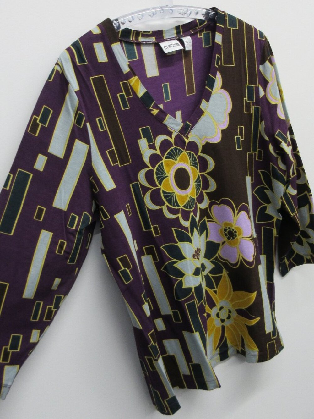 CHICO'S TEE TOP WOMENS 3 LARGE V-NECK 3/4 SLEEVE FLORAL BROWN PURPLE YELLOW PINK